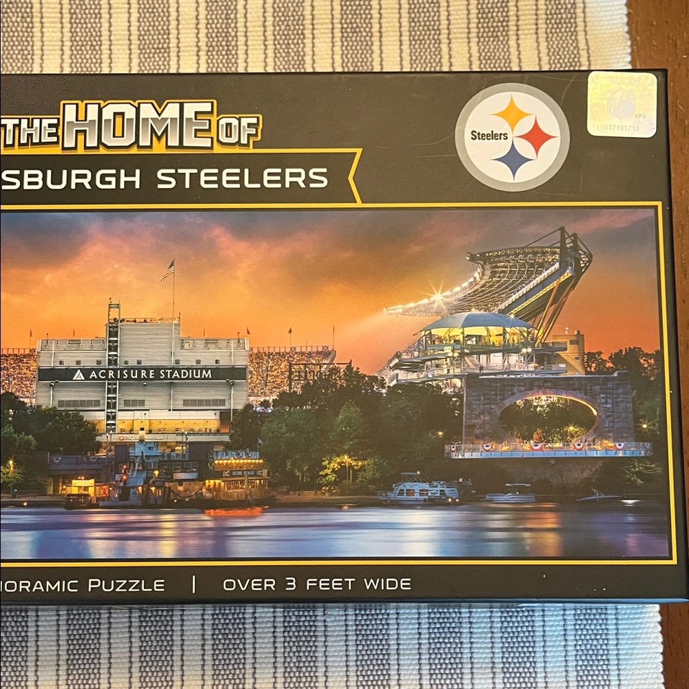 Pittsburgh Steelers Panoramic Puzzle - over 3 foot wide.